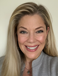 Becky Biermann Headshot